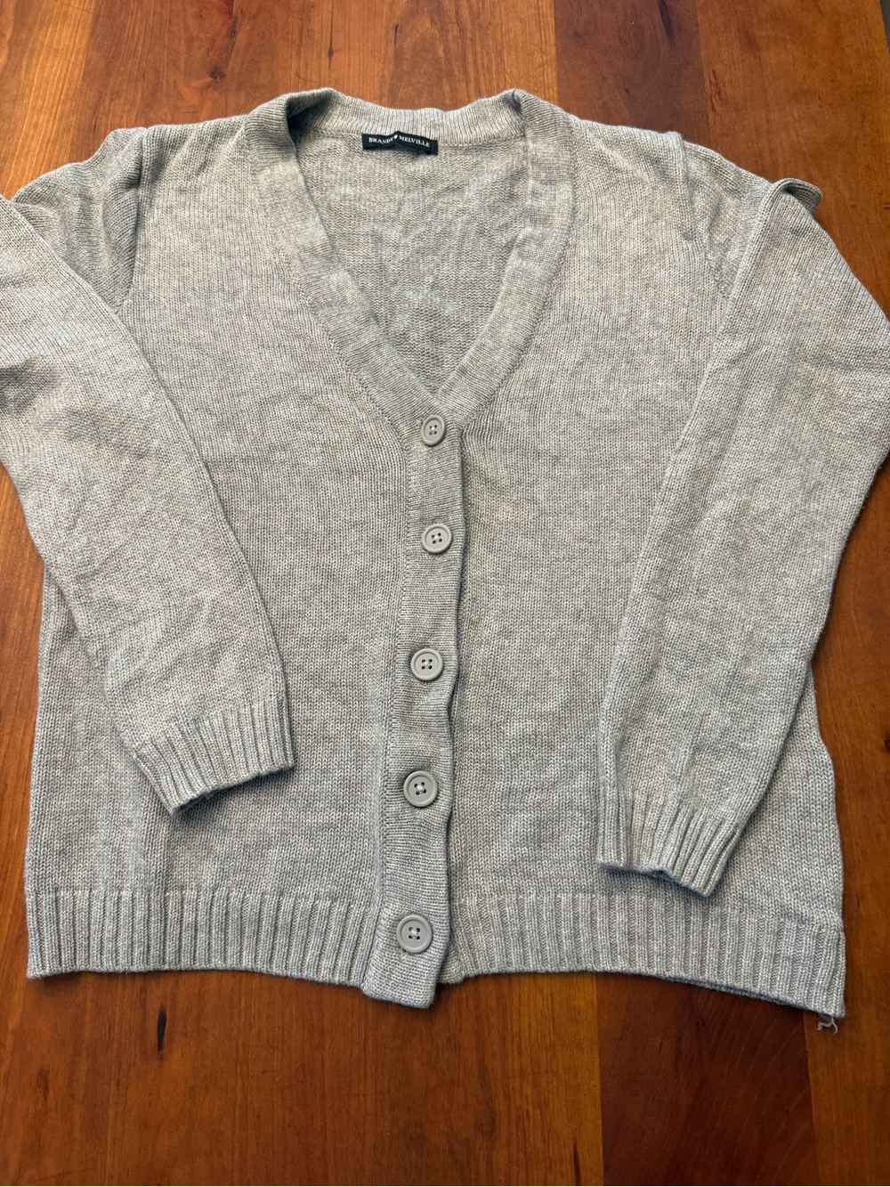 BRANDI MELVILLE Light Gray Button-Front V-Neck Women's Sweater Cardigan EUC